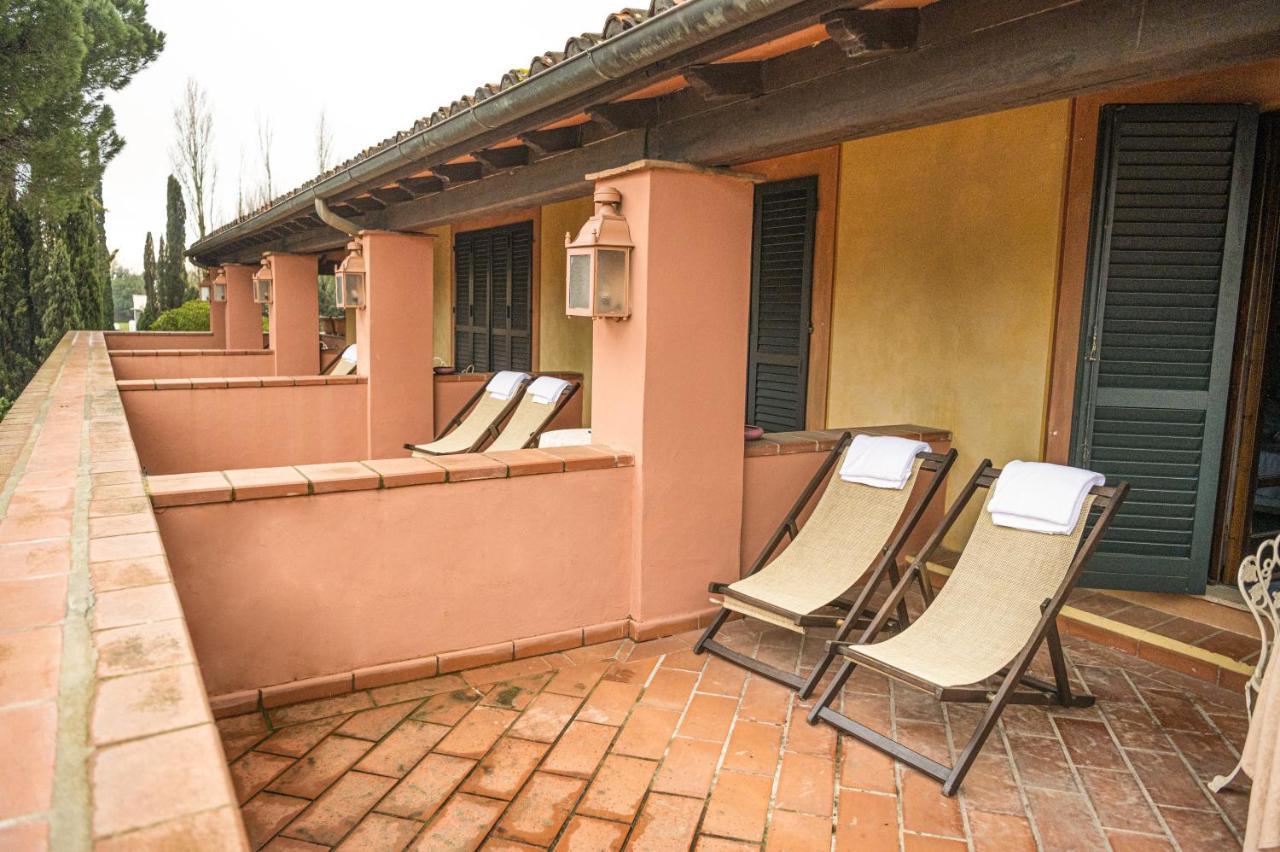 Hotel Boccaccio Calcinaia Exterior foto